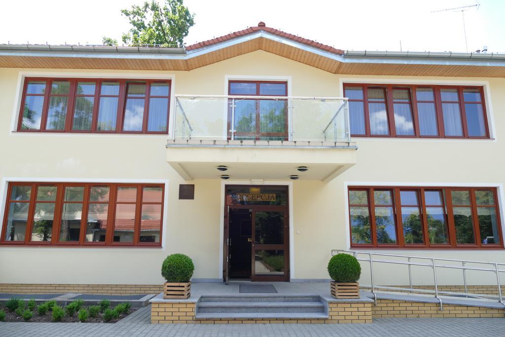 Ckm Centrum Konferencyjne Mazowsze Otrebusy Exterior photo
